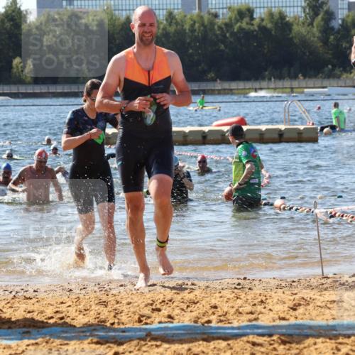 07.09.2025 - 19. Norderstedt Triathlon Luisa Fischer http://msf.ph/oto/8755254 07.09.2025 11:44:35 Schwimmen 216, 695, 756, 1343, 1361, 1378 meine-sportfotos.de
