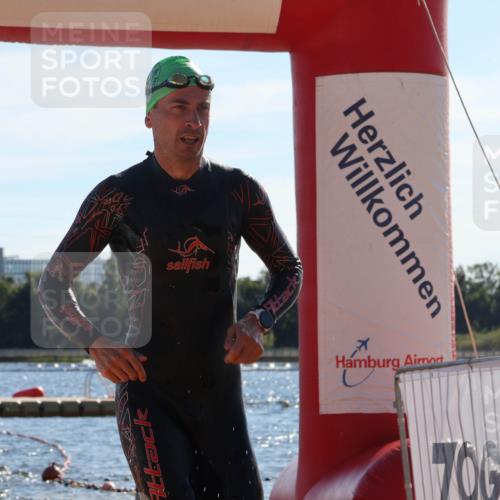 07.09.2025 - 19. Norderstedt Triathlon Luisa Fischer http://msf.ph/oto/8755269 07.09.2025 15:41:57 Schwimmen 1550, 1628 meine-sportfotos.de