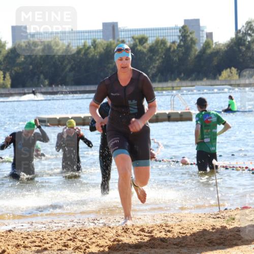 07.09.2025 - 19. Norderstedt Triathlon Luisa Fischer http://msf.ph/oto/8755287 07.09.2025 15:42:01 Schwimmen 1102, 1550, 1567, 1628 meine-sportfotos.de