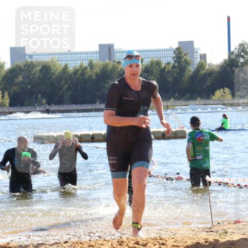 07.09.2025 - 19. Norderstedt Triathlon Luisa Fischer http://msf.ph/oto/8755293 07.09.2025 15:42:02 Schwimmen 1102, 1550, 1567, 1628 meine-sportfotos.de