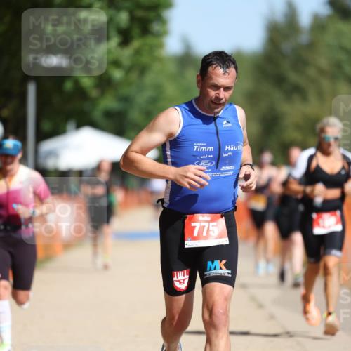 07.09.2025 - 19. Norderstedt Triathlon Michael Strokosch http://msf.ph/oto/8755298 07.09.2025 12:02:57 Laufen 186, 199, 775, 784, 1394 meine-sportfotos.de