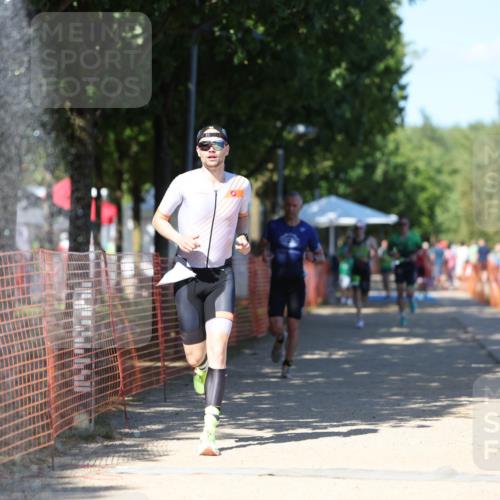 07.09.2025 - 19. Norderstedt Triathlon Michael Strokosch http://msf.ph/oto/8755323 07.09.2025 14:53:20 Laufen 994, 1006, 1401, 1467 meine-sportfotos.de