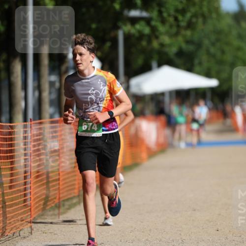 07.09.2025 - 19. Norderstedt Triathlon Michael Strokosch http://msf.ph/oto/8755345 07.09.2025 11:00:04 Laufen 91, 674 meine-sportfotos.de