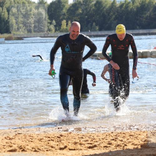 07.09.2025 - 19. Norderstedt Triathlon Luisa Fischer http://msf.ph/oto/8755360 07.09.2025 15:42:08 Schwimmen 1102, 1550, 1556, 1558, 1567 meine-sportfotos.de