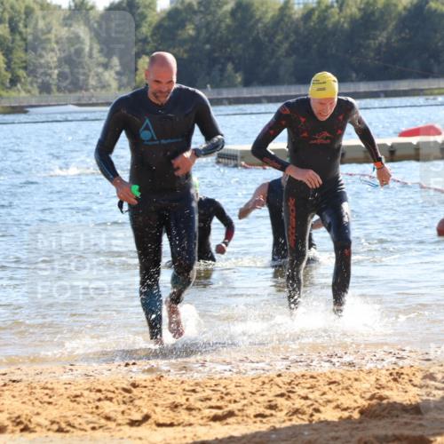07.09.2025 - 19. Norderstedt Triathlon Luisa Fischer http://msf.ph/oto/8755364 07.09.2025 15:42:08 Schwimmen 1102, 1550, 1556, 1558, 1567 meine-sportfotos.de