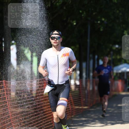 07.09.2025 - 19. Norderstedt Triathlon Michael Strokosch http://msf.ph/oto/8755371 07.09.2025 14:53:21 Laufen 994, 1006, 1015, 1401, 1467 meine-sportfotos.de