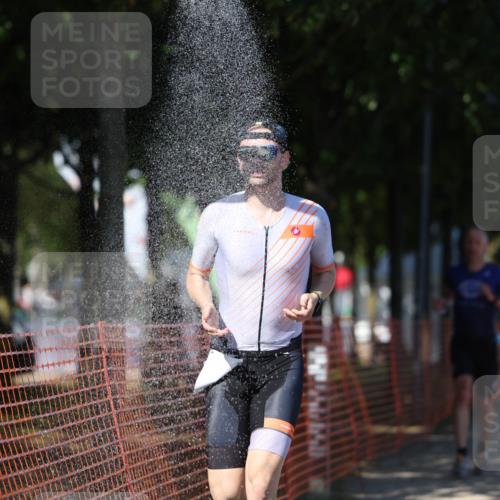 07.09.2025 - 19. Norderstedt Triathlon Michael Strokosch http://msf.ph/oto/8755387 07.09.2025 14:53:21 Laufen 994, 1006, 1015, 1401, 1467 meine-sportfotos.de