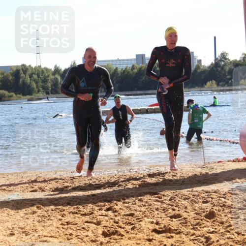 07.09.2025 - 19. Norderstedt Triathlon Luisa Fischer http://msf.ph/oto/8755396 07.09.2025 15:42:11 Schwimmen 1102, 1555, 1556, 1558, 1567, 1588 meine-sportfotos.de