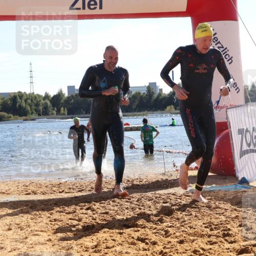 07.09.2025 - 19. Norderstedt Triathlon Luisa Fischer http://msf.ph/oto/8755412 07.09.2025 15:42:12 Schwimmen 1102, 1555, 1556, 1558, 1567, 1588 meine-sportfotos.de