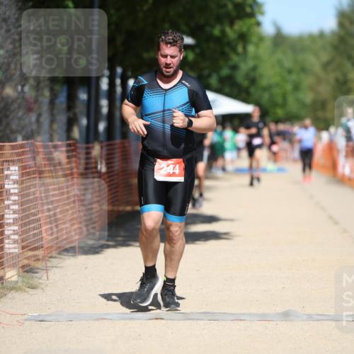 07.09.2025 - 19. Norderstedt Triathlon Michael Strokosch http://msf.ph/oto/8755419 07.09.2025 13:11:24 Laufen 217, 244, 813 meine-sportfotos.de