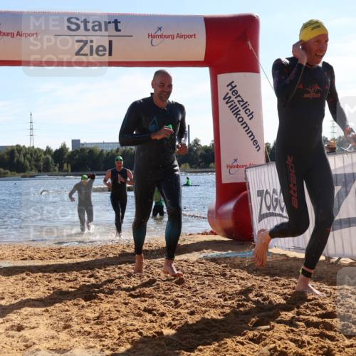 07.09.2025 - 19. Norderstedt Triathlon Luisa Fischer http://msf.ph/oto/8755423 07.09.2025 15:42:13 Schwimmen 1102, 1555, 1556, 1558, 1567, 1588 meine-sportfotos.de