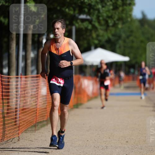07.09.2025 - 19. Norderstedt Triathlon Michael Strokosch http://msf.ph/oto/8755442 07.09.2025 10:41:38 Laufen 663, 1132 meine-sportfotos.de