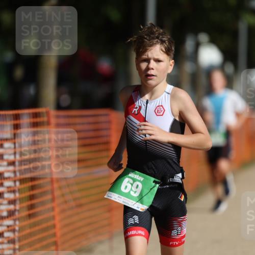 07.09.2025 - 19. Norderstedt Triathlon Michael Strokosch http://msf.ph/oto/8755483 07.09.2025 11:00:18 Laufen 69, 689 meine-sportfotos.de