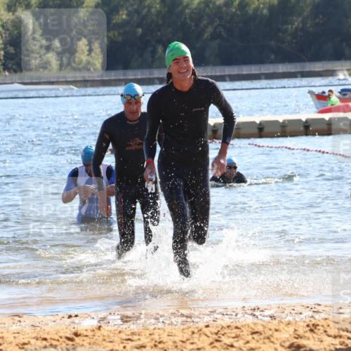 07.09.2025 - 19. Norderstedt Triathlon Luisa Fischer http://msf.ph/oto/8755527 07.09.2025 15:43:02 Schwimmen 1585, 1632 meine-sportfotos.de