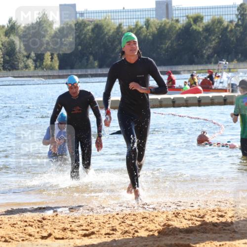 07.09.2025 - 19. Norderstedt Triathlon Luisa Fischer http://msf.ph/oto/8755535 07.09.2025 15:43:03 Schwimmen 1585, 1632 meine-sportfotos.de