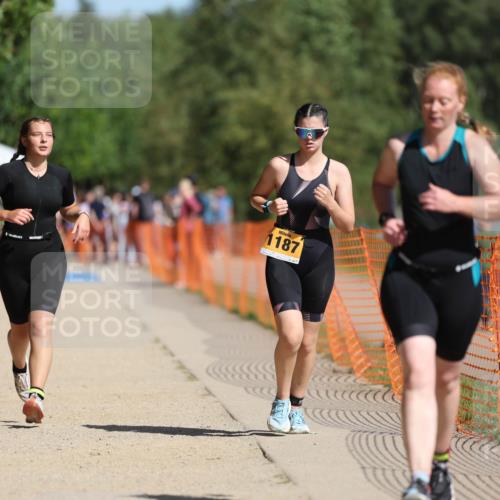 07.09.2025 - 19. Norderstedt Triathlon Michael Strokosch http://msf.ph/oto/8755536 07.09.2025 12:03:04 Laufen 186, 199, 1187, 1313, 1394 meine-sportfotos.de