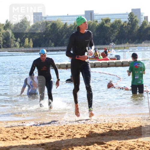 07.09.2025 - 19. Norderstedt Triathlon Luisa Fischer http://msf.ph/oto/8755540 07.09.2025 15:43:03 Schwimmen 1585, 1632 meine-sportfotos.de