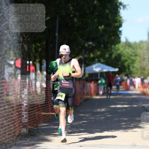 07.09.2025 - 19. Norderstedt Triathlon Michael Strokosch http://msf.ph/oto/8755541 07.09.2025 14:53:27 Laufen 994, 1015, 1467 meine-sportfotos.de