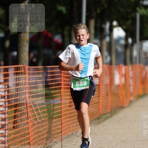 07.09.2025 - 19. Norderstedt Triathlon Michael Strokosch http://msf.ph/oto/8755552 07.09.2025 11:00:20 Laufen 69, 689 meine-sportfotos.de