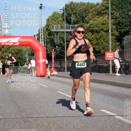 07.09.2025 - BARMER Alsterlauf Yannick Fuchs http://msf.ph/oto/8755558 07.09.2025 09:37:57 Laufen 3602, 4030, 549, 4482 meine-sportfotos.de