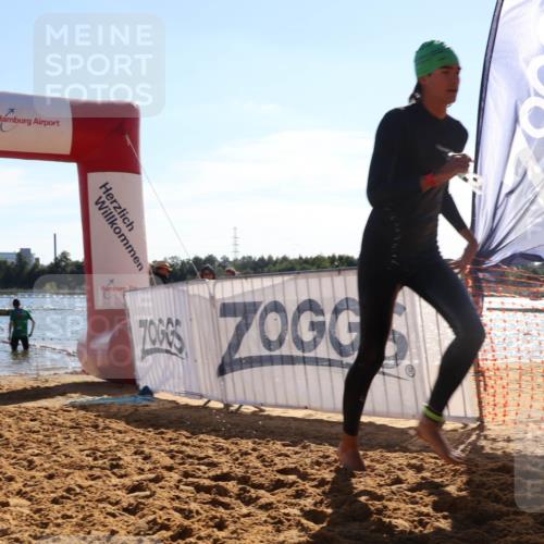 07.09.2025 - 19. Norderstedt Triathlon Luisa Fischer http://msf.ph/oto/8755592 07.09.2025 15:43:07 Schwimmen 1585, 1632 meine-sportfotos.de
