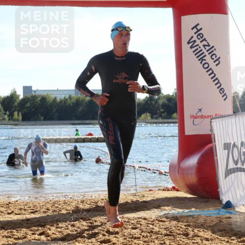 07.09.2025 - 19. Norderstedt Triathlon Luisa Fischer http://msf.ph/oto/8755607 07.09.2025 15:43:08 Schwimmen 1585, 1632 meine-sportfotos.de