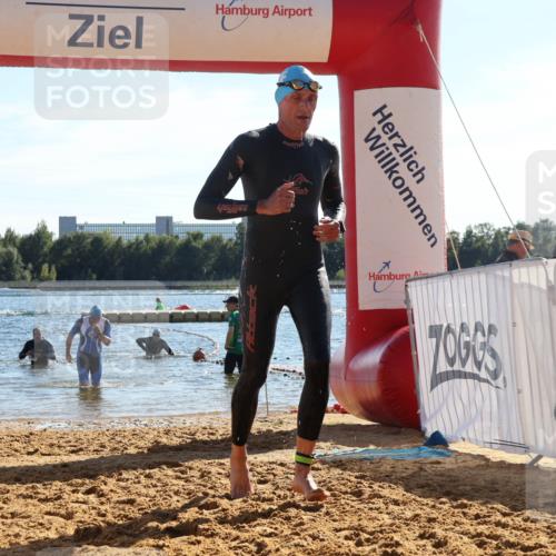 07.09.2025 - 19. Norderstedt Triathlon Luisa Fischer http://msf.ph/oto/8755615 07.09.2025 15:43:09 Schwimmen 1585, 1632 meine-sportfotos.de