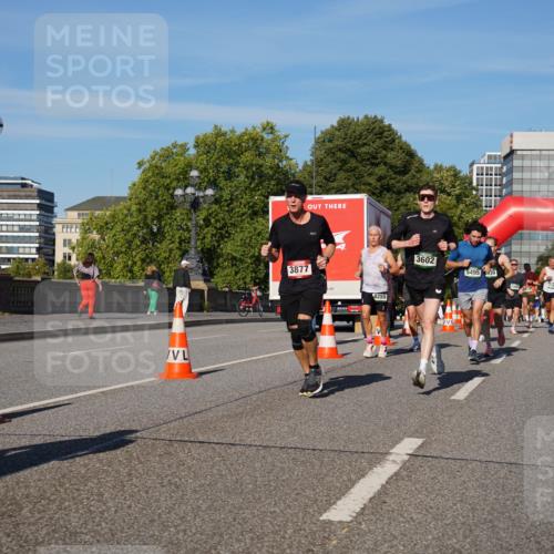 07.09.2025 - BARMER Alsterlauf Yannick Fuchs http://msf.ph/oto/8755622 07.09.2025 09:37:59 Laufen 3877, 8255, 3602, 5495, 30 meine-sportfotos.de