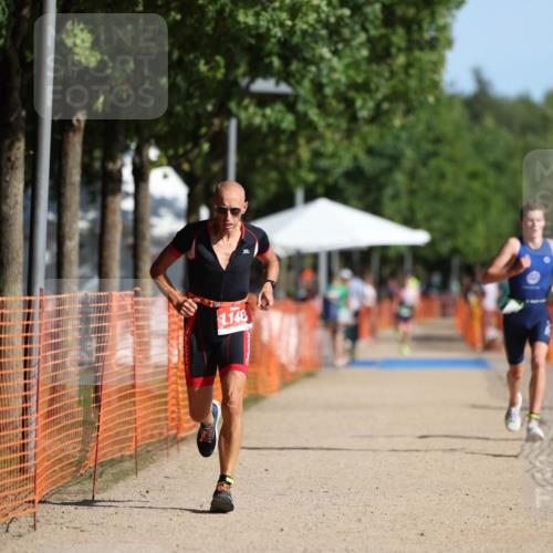 07.09.2025 - 19. Norderstedt Triathlon Michael Strokosch http://msf.ph/oto/8755636 07.09.2025 10:41:44 Laufen 657, 673, 1132, 1148 meine-sportfotos.de