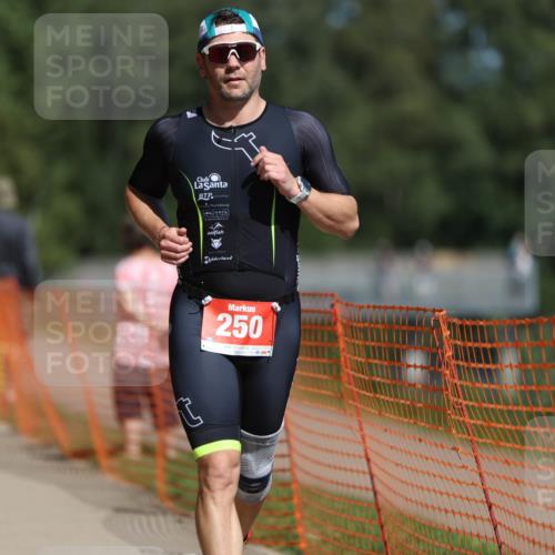 07.09.2025 - 19. Norderstedt Triathlon Michael Strokosch http://msf.ph/oto/8755641 07.09.2025 12:49:40 Laufen 207, 250 meine-sportfotos.de