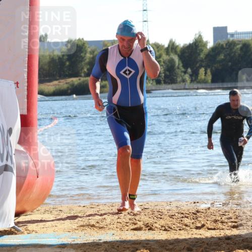 07.09.2025 - 19. Norderstedt Triathlon Luisa Fischer http://msf.ph/oto/8755655 07.09.2025 15:43:18 Schwimmen 1562, 1568, 1585, 1632 meine-sportfotos.de