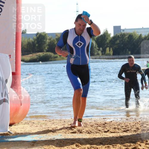 07.09.2025 - 19. Norderstedt Triathlon Luisa Fischer http://msf.ph/oto/8755667 07.09.2025 15:43:18 Schwimmen 1562, 1568, 1585, 1632 meine-sportfotos.de