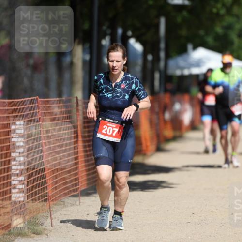 07.09.2025 - 19. Norderstedt Triathlon Michael Strokosch http://msf.ph/oto/8755680 07.09.2025 12:49:43 Laufen 167, 207, 250, 260, 1237 meine-sportfotos.de