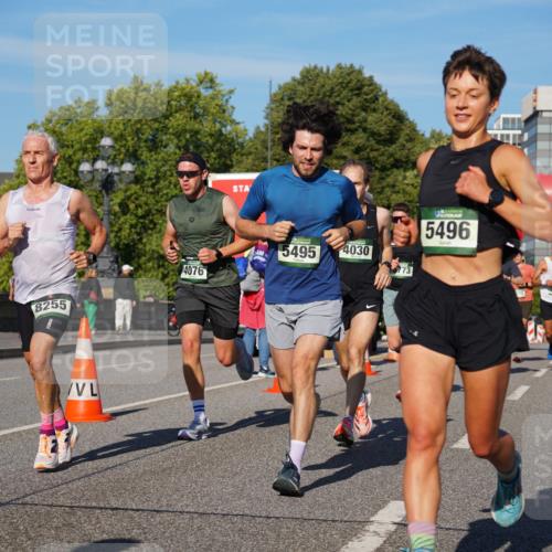 07.09.2025 - BARMER Alsterlauf Yannick Fuchs http://msf.ph/oto/8755741 07.09.2025 09:38:01 Laufen 8255, 4076, 5495, 4030, 973, 5496, 4889 meine-sportfotos.de