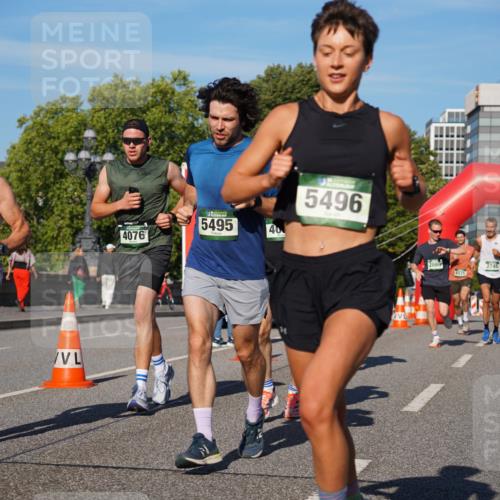 07.09.2025 - BARMER Alsterlauf Yannick Fuchs http://msf.ph/oto/8755762 07.09.2025 09:38:01 Laufen 8255, 4076, 5495, 40, 5496, 2869, 4575, 2745, 4885 meine-sportfotos.de