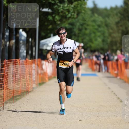 07.09.2025 - 19. Norderstedt Triathlon Michael Strokosch http://msf.ph/oto/8755782 07.09.2025 12:03:13 Laufen 1206 meine-sportfotos.de