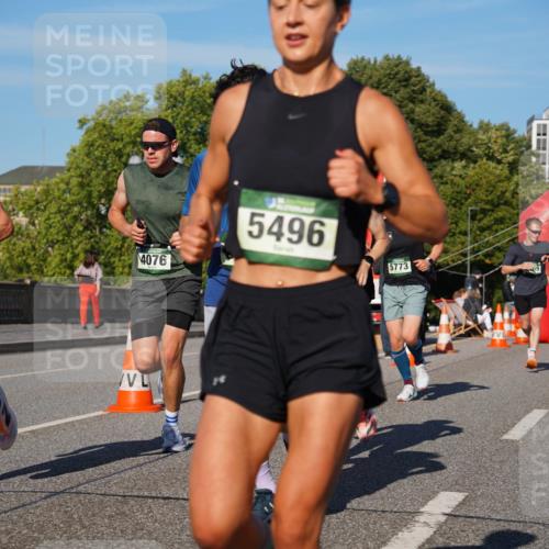 07.09.2025 - BARMER Alsterlauf Yannick Fuchs http://msf.ph/oto/8755783 07.09.2025 09:38:01 Laufen 8255, 4076, 5496, 5773, 4575, 274, 4885 meine-sportfotos.de