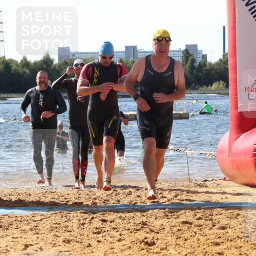 07.09.2025 - 19. Norderstedt Triathlon Luisa Fischer http://msf.ph/oto/8755789 07.09.2025 11:45:06 Schwimmen 697, 717, 758, 851, 852, 898, 1237, 1307 meine-sportfotos.de