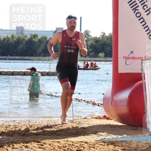 07.09.2025 - 19. Norderstedt Triathlon Luisa Fischer http://msf.ph/oto/8755808 07.09.2025 15:43:43 Schwimmen 1575 meine-sportfotos.de