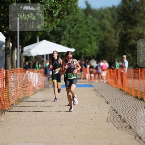 07.09.2025 - 19. Norderstedt Triathlon Michael Strokosch http://msf.ph/oto/8755810 07.09.2025 11:00:44 Laufen 62, 123, 127 meine-sportfotos.de