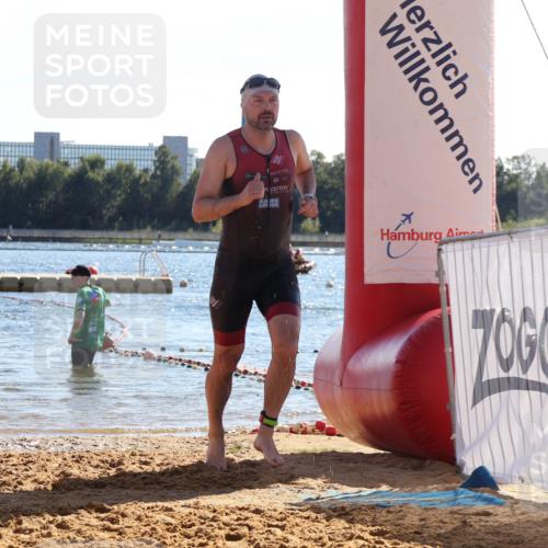 07.09.2025 - 19. Norderstedt Triathlon Luisa Fischer http://msf.ph/oto/8755813 07.09.2025 15:43:44 Schwimmen 1575 meine-sportfotos.de