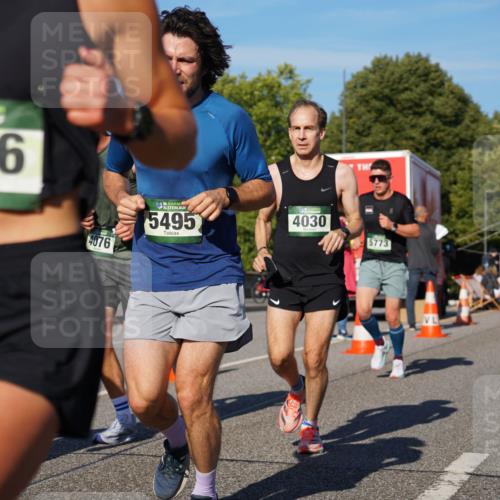 07.09.2025 - BARMER Alsterlauf Yannick Fuchs http://msf.ph/oto/8755815 07.09.2025 09:38:02 Laufen 5496, 4076, 36, 5495, 4030, 5773, 274 meine-sportfotos.de