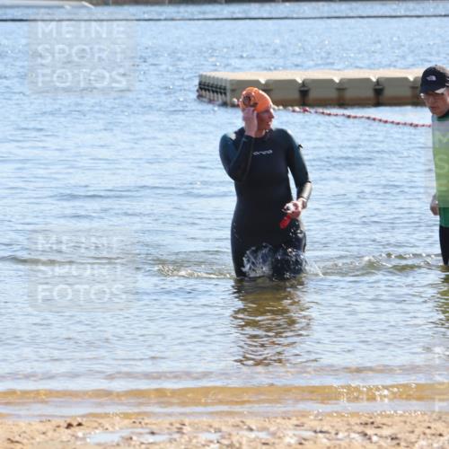 07.09.2025 - 19. Norderstedt Triathlon Luisa Fischer http://msf.ph/oto/8755866 07.09.2025 15:46:42 Schwimmen  meine-sportfotos.de