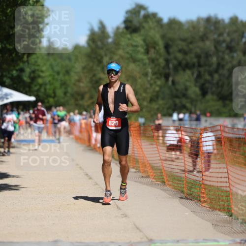 07.09.2025 - 19. Norderstedt Triathlon Michael Strokosch http://msf.ph/oto/8755886 07.09.2025 13:11:47 Laufen 820 meine-sportfotos.de