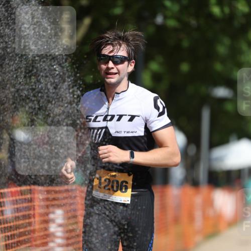 07.09.2025 - 19. Norderstedt Triathlon Michael Strokosch http://msf.ph/oto/8755891 07.09.2025 12:03:16 Laufen 1206 meine-sportfotos.de