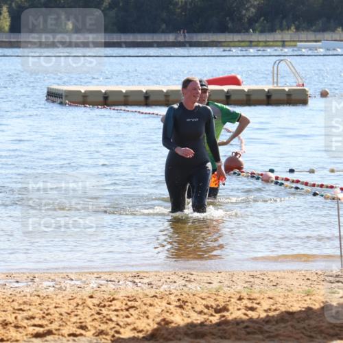 07.09.2025 - 19. Norderstedt Triathlon Luisa Fischer http://msf.ph/oto/8755898 07.09.2025 15:46:45 Schwimmen  meine-sportfotos.de