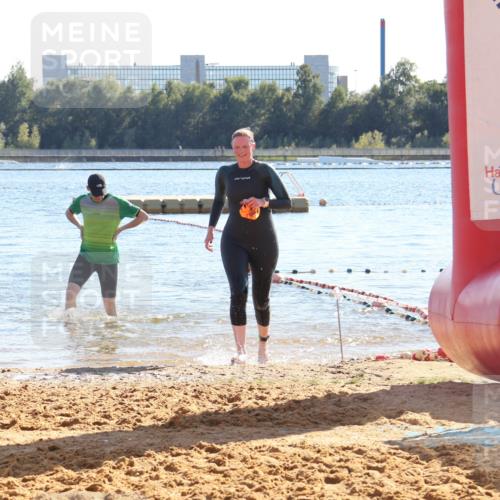 07.09.2025 - 19. Norderstedt Triathlon Luisa Fischer http://msf.ph/oto/8755924 07.09.2025 15:46:49 Schwimmen 1557 meine-sportfotos.de