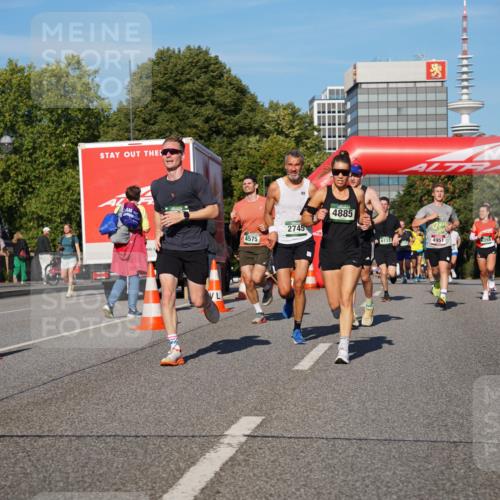 07.09.2025 - BARMER Alsterlauf Yannick Fuchs http://msf.ph/oto/8755926 07.09.2025 09:38:04 Laufen 4575, 2745, 4885, 61137, 4951, 355 meine-sportfotos.de