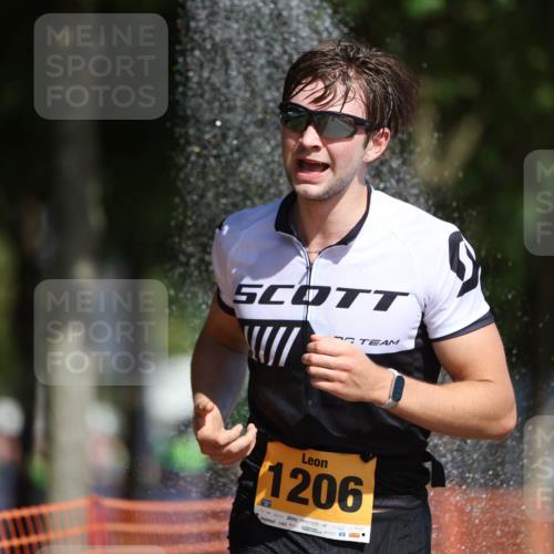 07.09.2025 - 19. Norderstedt Triathlon Michael Strokosch http://msf.ph/oto/8755930 07.09.2025 12:03:17 Laufen 154, 1206 meine-sportfotos.de