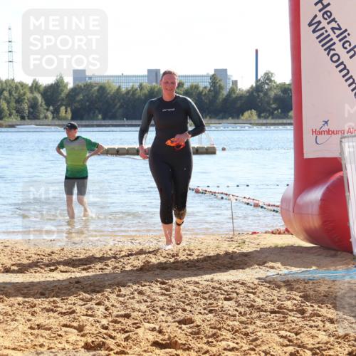 07.09.2025 - 19. Norderstedt Triathlon Luisa Fischer http://msf.ph/oto/8755955 07.09.2025 15:46:52 Schwimmen 1557 meine-sportfotos.de